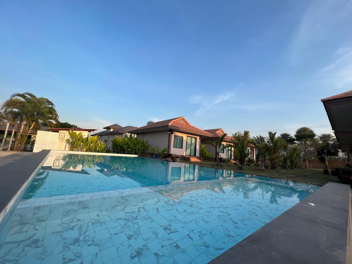 Tinna Resort Ban Nong Mai Ngam Екстериор снимка