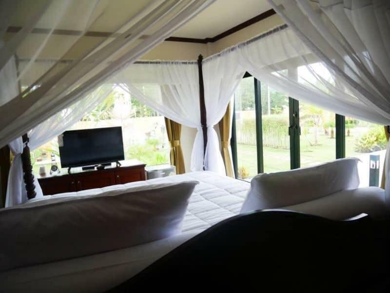 Tinna Resort Ban Nong Mai Ngam Екстериор снимка