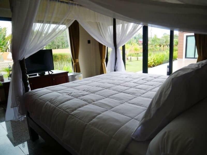 Tinna Resort Ban Nong Mai Ngam Екстериор снимка